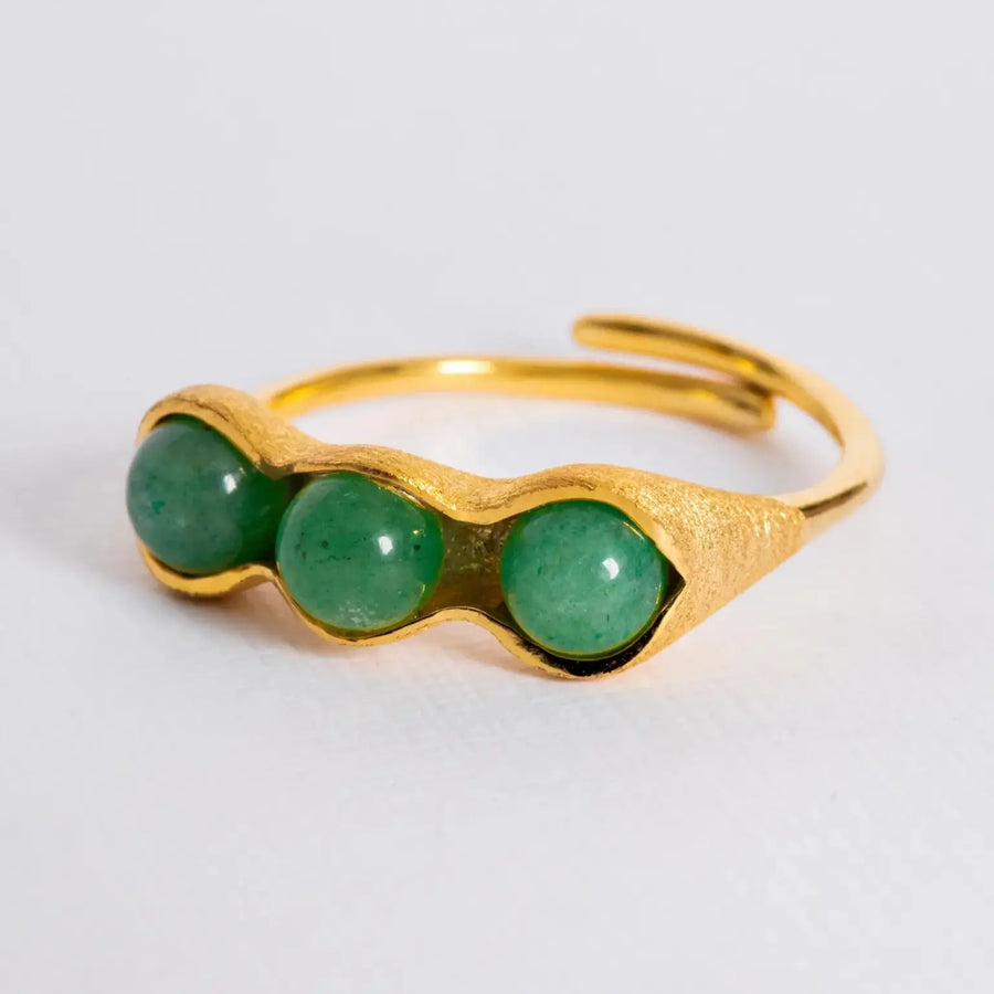 Naomi Ring